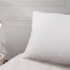 Serenity Night - 100% Maulbeerseide Sommerseidendecke mit Seidenfüllung Daunenkissen und Seidenkissenbezug Gold