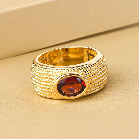 Roter Granat Ring, reines Messing vergoldet ca. 1,49 ct