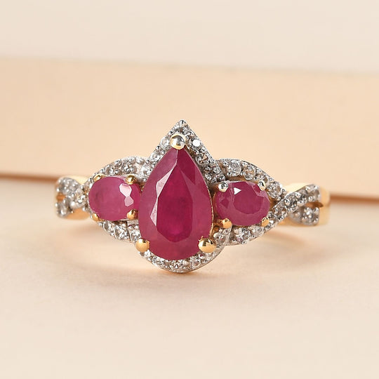 Afrikanischer Rubin (Fissure gefüllt) und Zirkon-Ring, 925 Silber vergoldet, ca. 2.20 ct