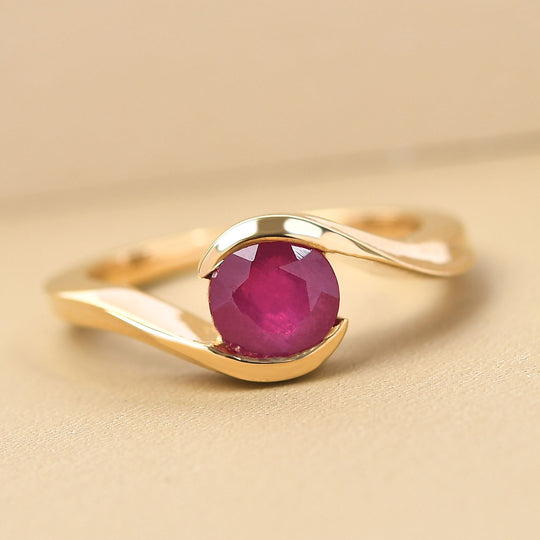 Afrikanischer Rubin (Fissure gefüllt)-Ring, 925 Silber vergoldet (Größe 18.00) ca. 1.32 ct