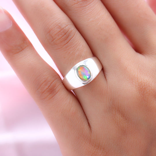 Natürlicher, äthiopischer Welo Opal Ring, 925 Silber ca. 0.73 ct