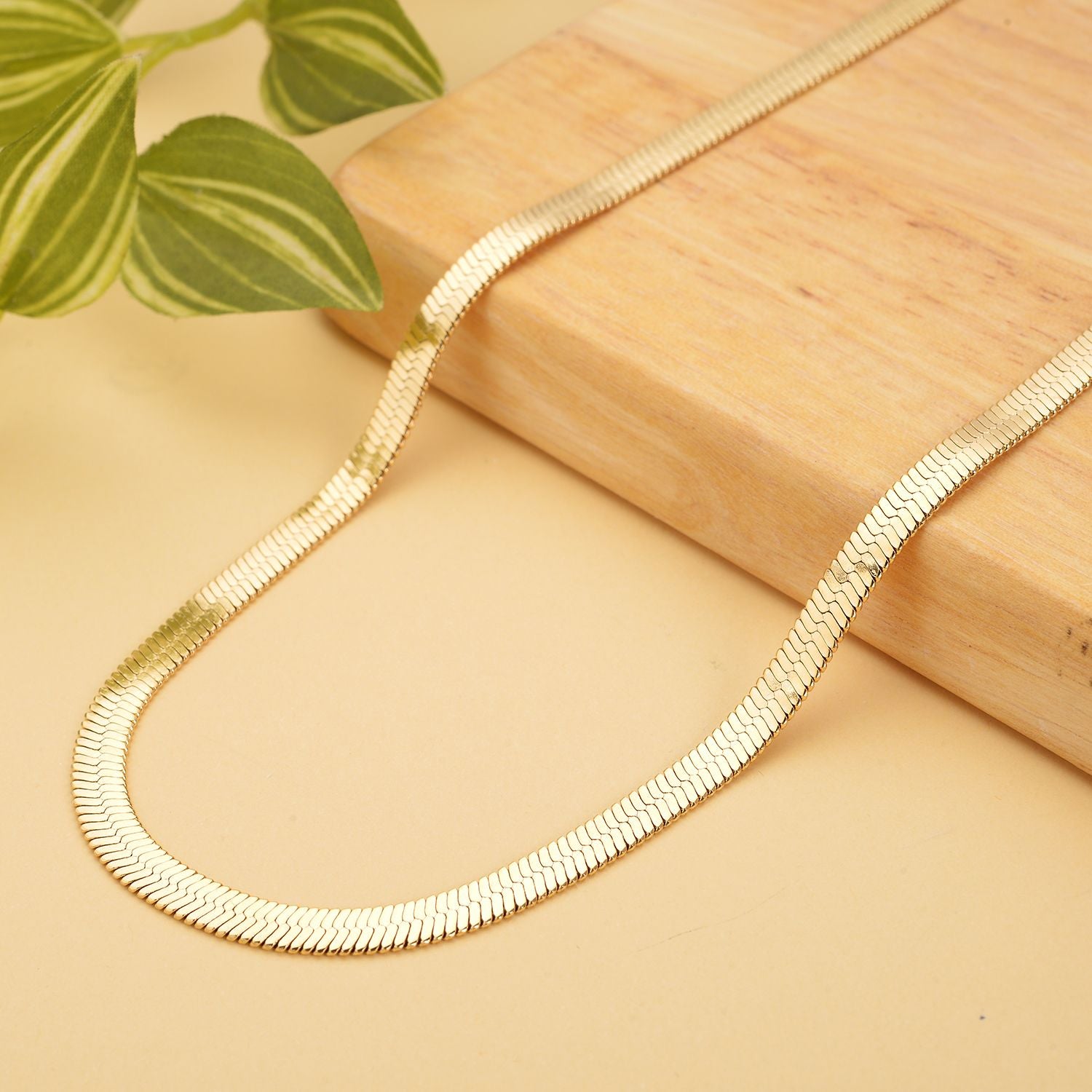 Seidige Fischgräten-Gliederkette, ca. 45 cm, 316L Edelstahl Goldfarben ca. 20,20g