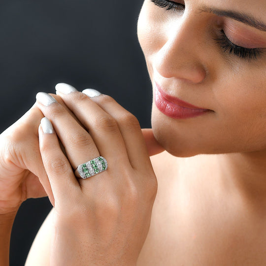 Natürlicher Merelani Mint-Granat und weißer Zirkon-Ring, 925 Silber platiniert ca. 1.52 ct