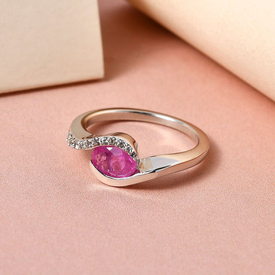 Ilakaka Rosa Saphir (Fissure gefüllt) und weißer Zirkon-Ring, 925 Silber platiniert , ca. 1.23 ct