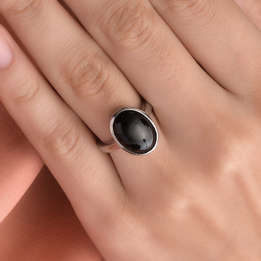 Schwarzer Onyx Ring  ca. 5,08 ct