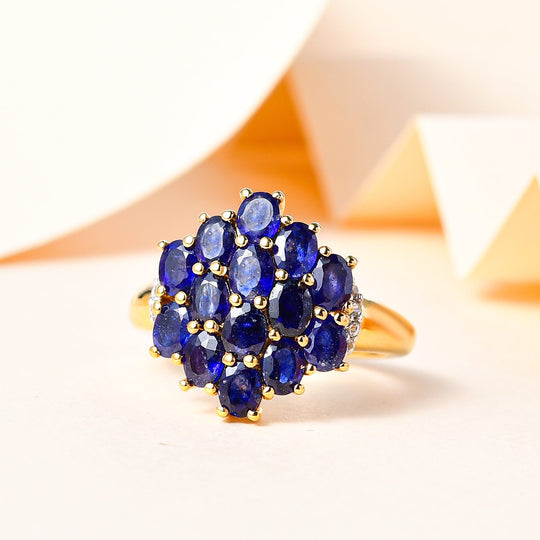 Masoala Saphir (Fissure gefüllt) und weißer Zirkon Ring, 925 Silber vergoldet ca. 4.02 ct