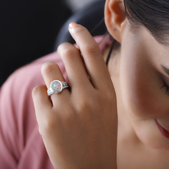 Natürlicher, äthiopischer Welo Opal und weißer Zirkon Ring, 925 Silber platiniert (Größe 17.00) ca. 2,27 ct