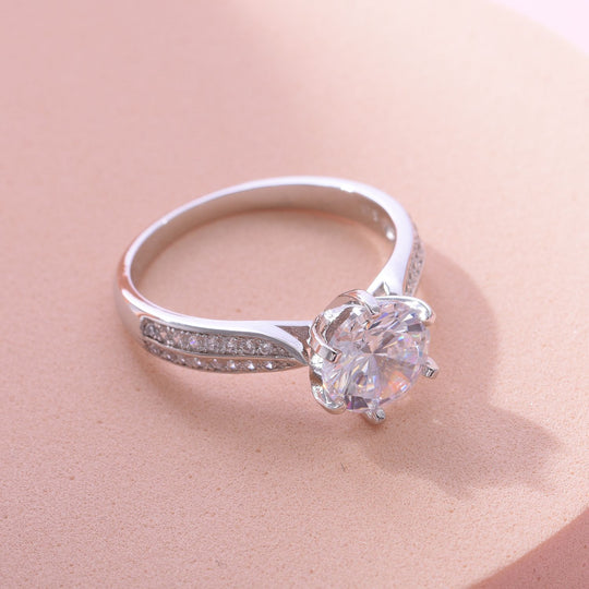 Lustro Stella - Weißer Zirkonia Ring, 925 Silber platiniert ca. 3.69 ct