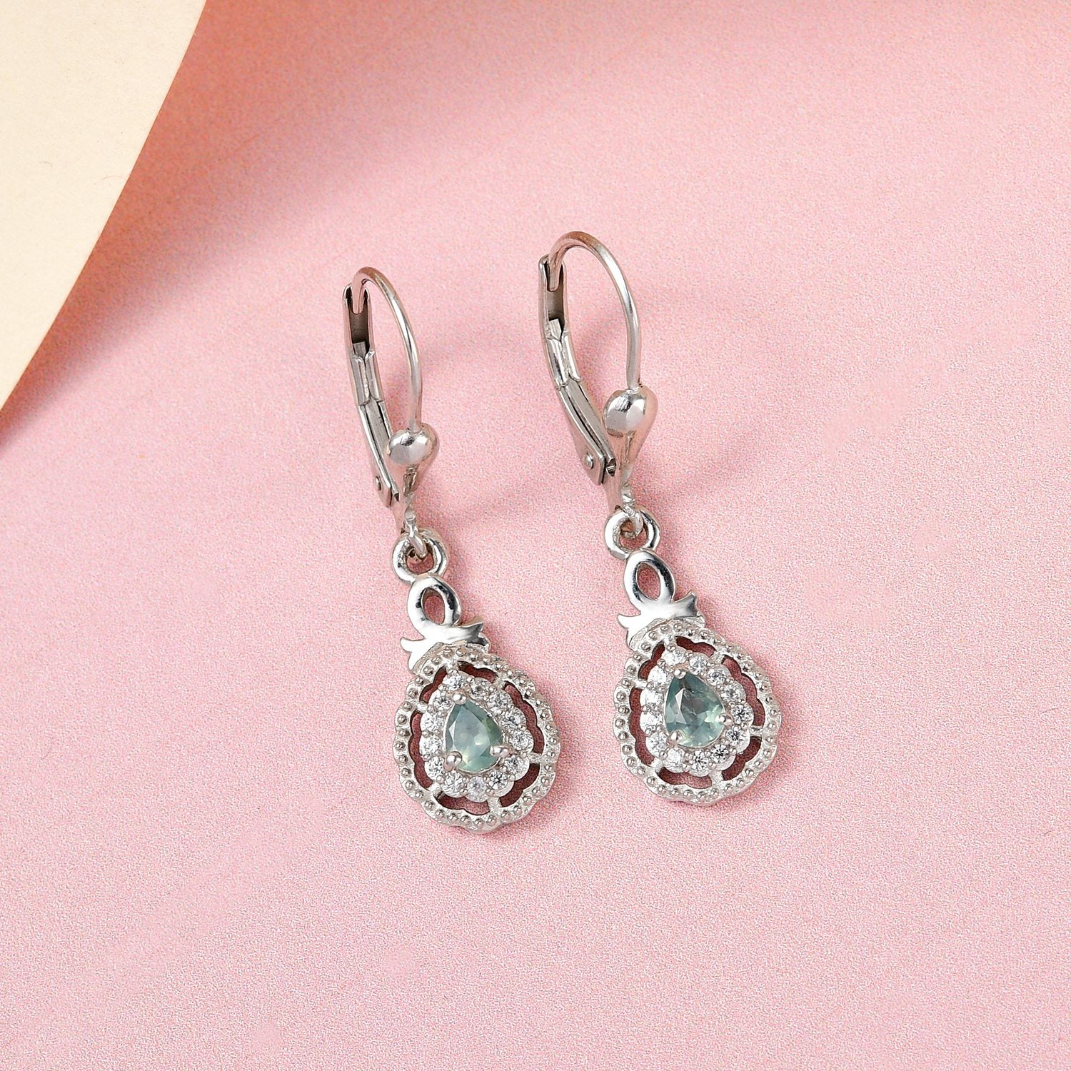 Alexandrit und weiße Zirkon Ohrringe, 925 Silber platiniert ca. 0.54 ct