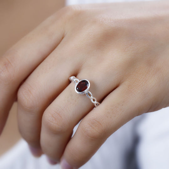 Roter Granat Ring 925 Silber ca. 0,92 ct
