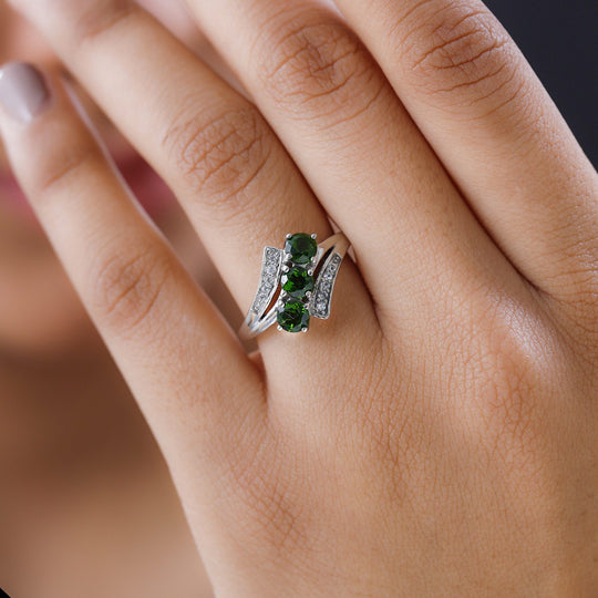 Natürlicher Chromdiopsid, weißer Zirkon Ring, 925 Silber platiniert , ca. 1,32 ct