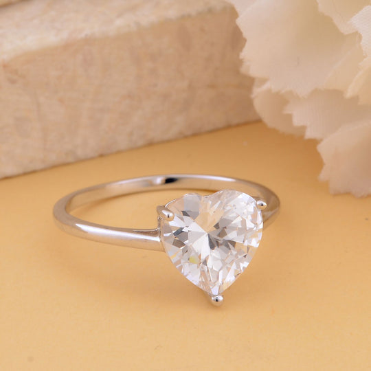 Weißer Herz Zirkonia Ring, 925 Silber rhodiniert ca. 5,65 ct
