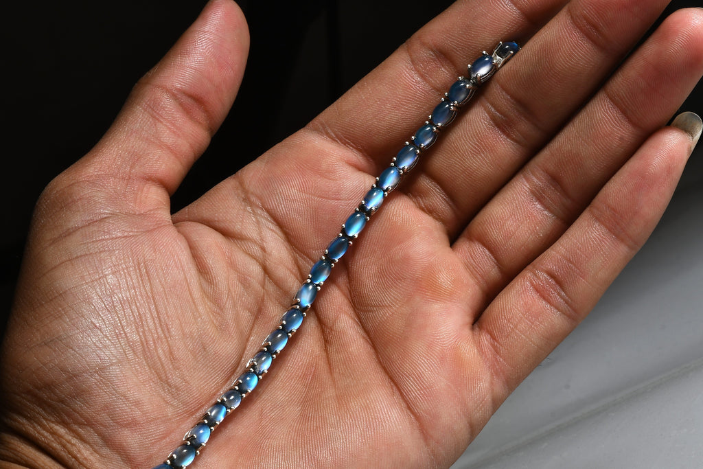 Aurora Mondstein Armband, ca. 19 cm, 925 Silber platiniert ca. 15.20 ct