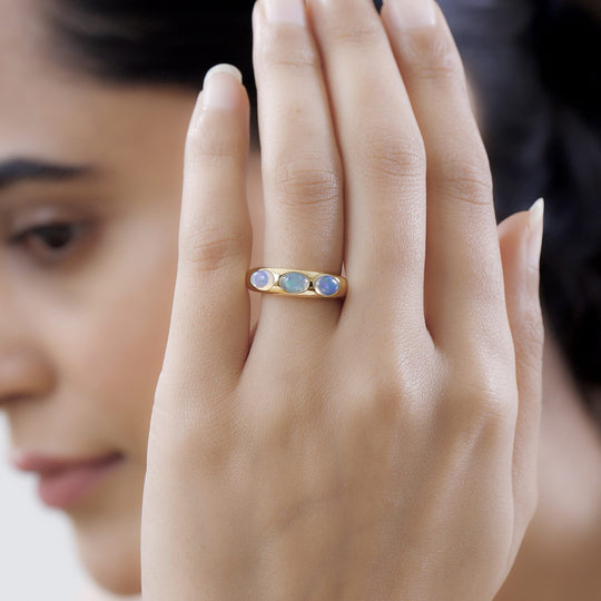 Natürlicher, äthiopischer Welo Opal Ring, 925 Silber Gelbgold Vermeil ca. 0.94 ct