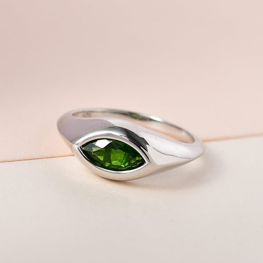 Natürlicher Chromdiopsid Ring, 925 Silber platiniert ca. 1.03 ct