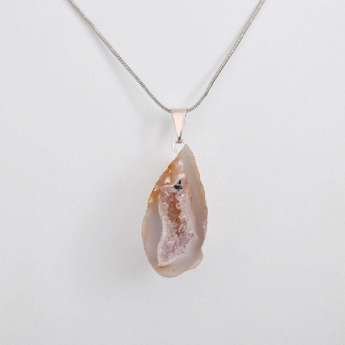 Drusy Quarz Anhänger, silberfarben ca. 30.00 ct