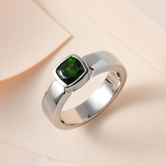 Natürlicher Chromdiopsid Ring, 925 Silber platiniert ca. 0.98 ct