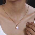 Premium Regenbogen Mondstein, weißer Zirkon Anhänger, 925 Silber vergoldet, ca. 4.87 ct