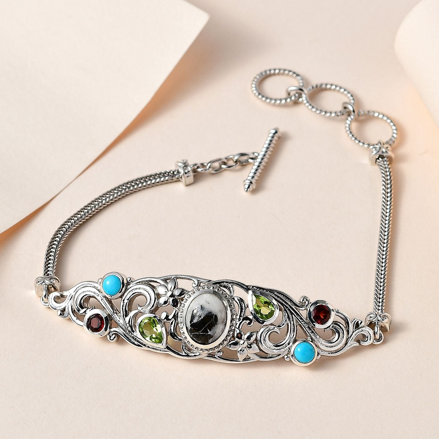 Weißer Büffel, Peridot Armband ca. 19 cm 925 Silber platiniert ca. 5.01 ct