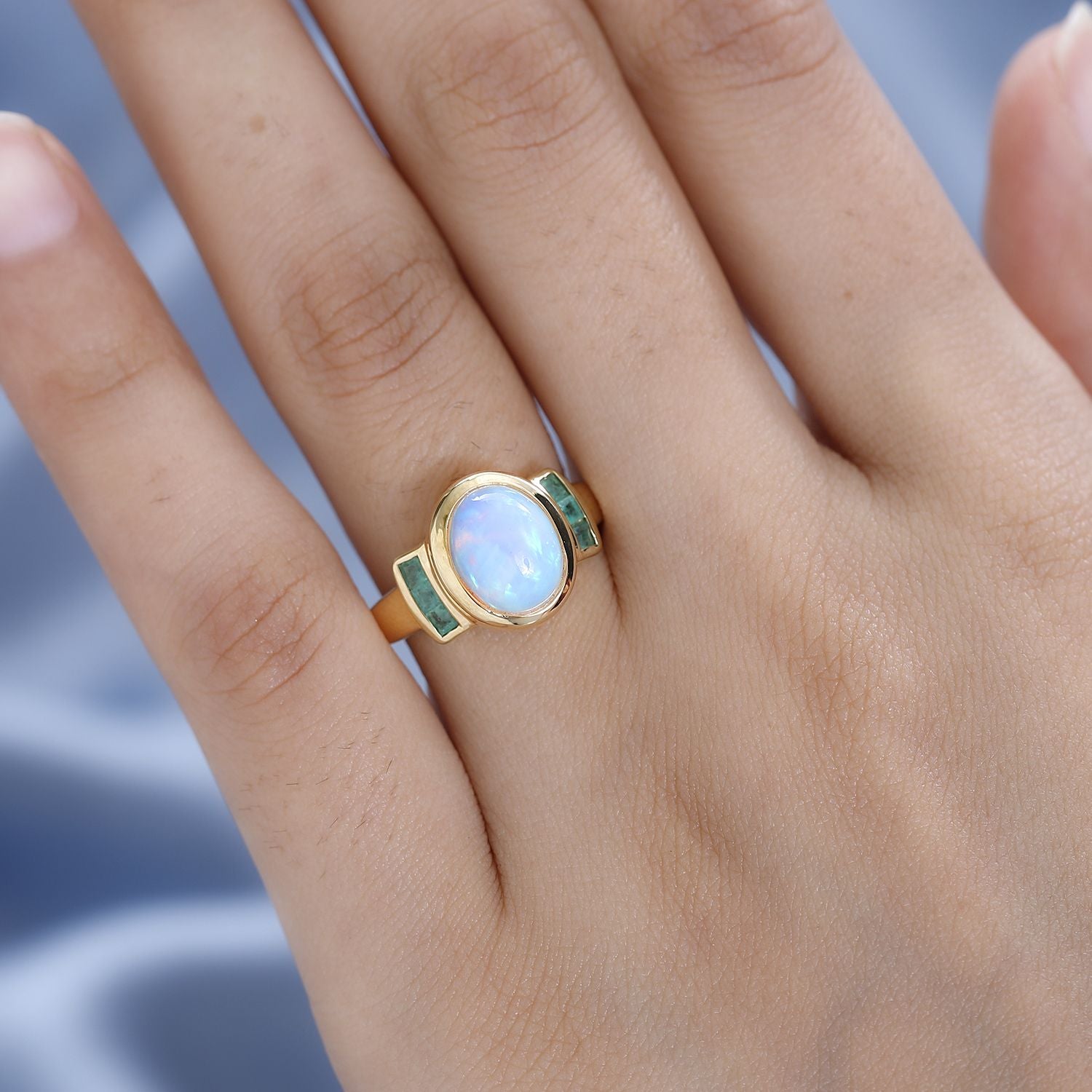 Natürlicher, äthiopischer Welo Opal, Kagem Sambischer Smaragd Ring, 925 Silber Gelbgold Vermeil (Größe 21.00) ca. 2.05 ct