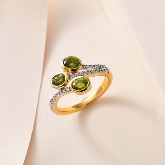 AA Natürlicher, italienischer Vesuvianit, Weißer Zirkon Ring, 925 Silber Gelbgold Vermeil, ca. 1.66 ct