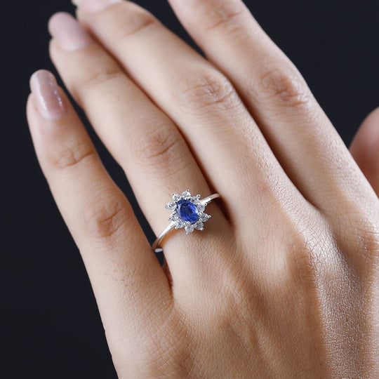 Kyanit, Weißer Zirkon Ring, 925 Silber platiniert, ca. 1.11 ct