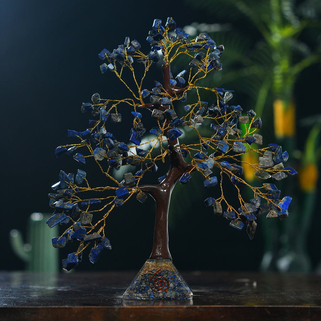 Lapislazuli-Energiebaum mit 230 Edelsteinblättern und Edelsteinpyramidensockel, 23 cm, Lapislazuli