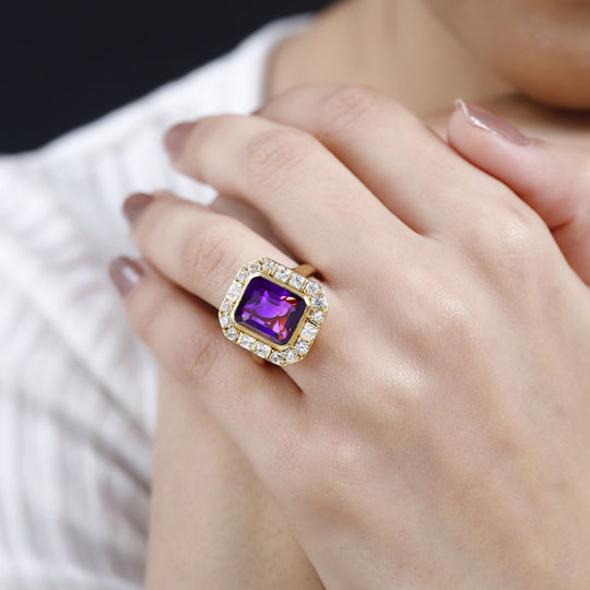 AAA Marokkanischer Amethyst, Weißer Zirkon Ring, 925 Silber Gelbgold Vermeil, ca. 6.32 ct