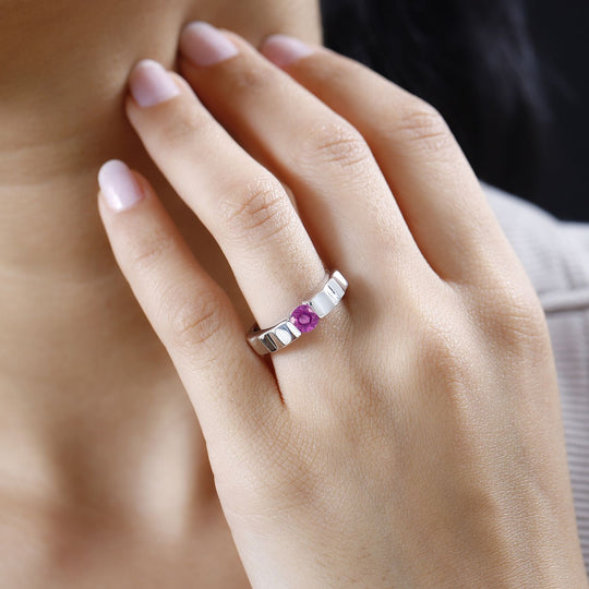Ilakaka Rosa Saphir (Fissure gefüllt) Ring, 925 Silber platiniert, ca. 0.81 ct