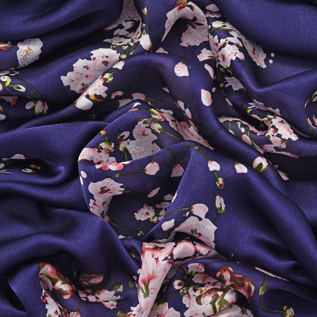 Blaurosa Blumen