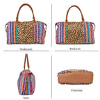 Brauner Leopard mit Mehrfarbigkeit
