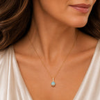 AAA Natürlicher, äthiopischer Welo Opal, Weißer Diamant AGI zertifiziert Anhänger 585 Gold ca. 7.15 ct