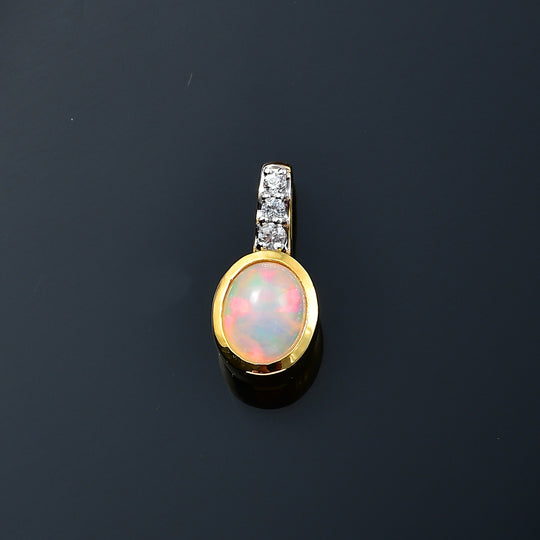 AA Natürlicher, äthiopischer Welo Opal, Weißer Zirkon Anhänger 925 Silber vergoldet ca. 1.27 ct