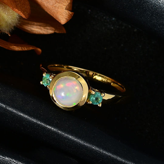 AA Natürlicher, äthiopischer Welo Opal, Smaragd Ring 925 Silber vergoldet (Größe 18.00) ca. 0,69 ct