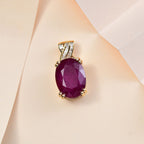 Afrikanischer Rubin (Fissure gefüllt), Weißer Diamant Anhänger 925 Silber vergoldet ca. 15,27 ct.