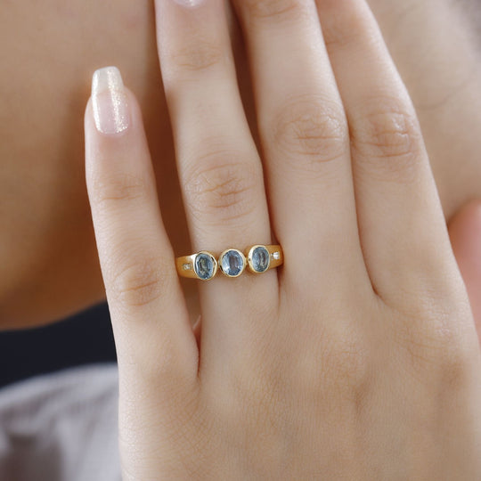 TUCSON FIND - Natürlicher AA Aqua Kyanit, Weißer Zirkon Ring 925 Silber Gelbgold Vermeil (Größe 21.00) ca. 1.44 ct