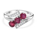 Afrikanischer Rubin (Fissure gefüllt), Weißer Zirkon Ring 925 Silber rhodiniert (Größe 20.00) ca. 1,91 ct