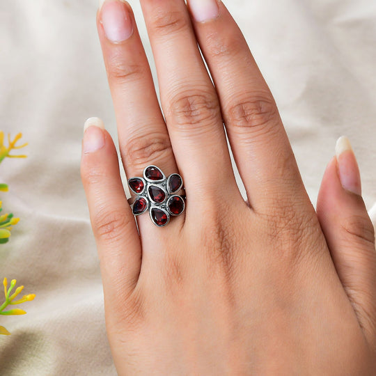 Roter Granat Ring Edelstahl ca. 3,85 ct
