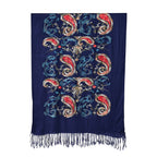 Marineblau mit Blumenmuster