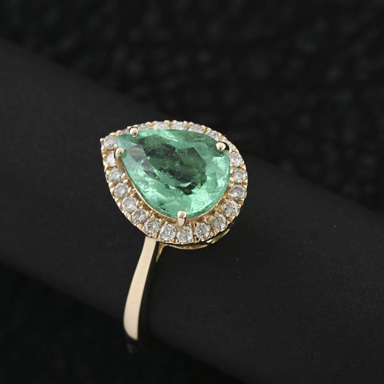 AAA Kolumbianischer Smaragd, Weißer Diamant Ring 585 Gold ca. 2,35 ct