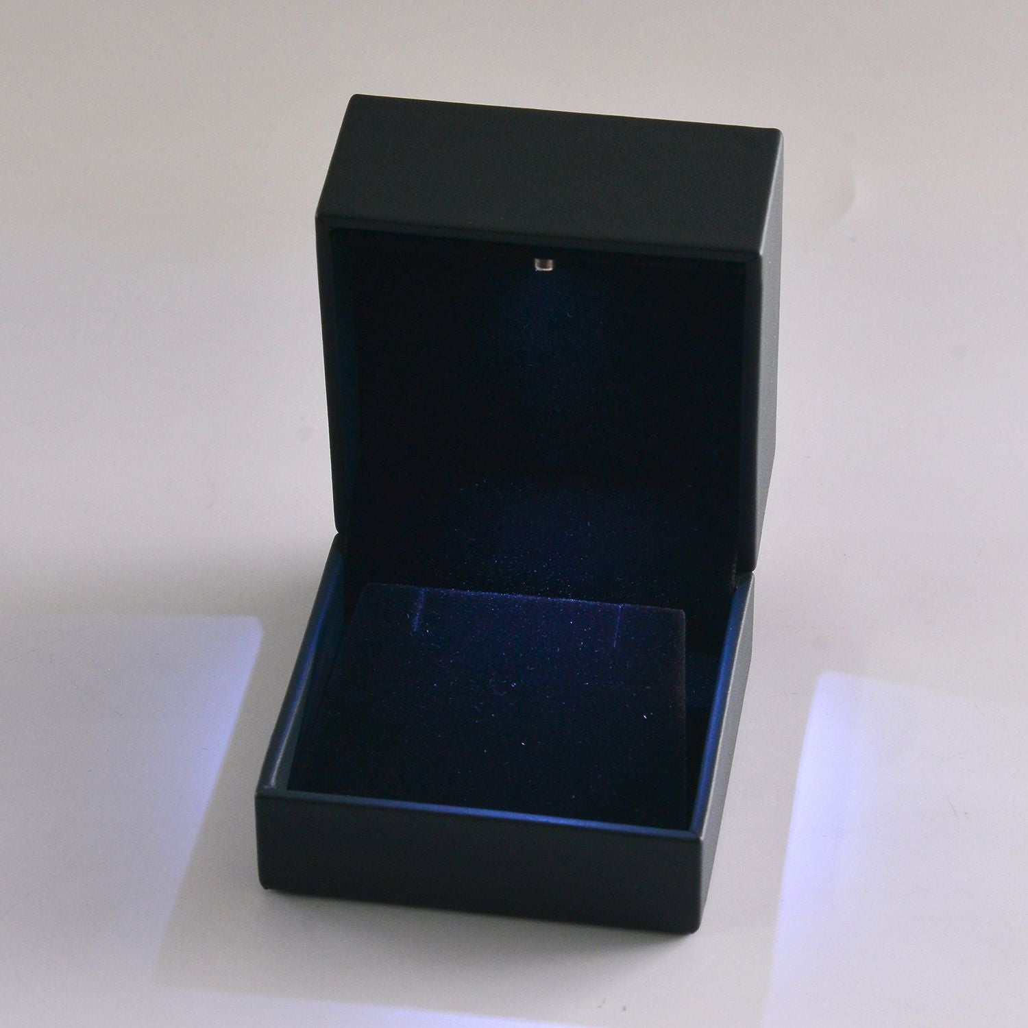 Luxuriant brand Box LED PU box green color clean cloth
