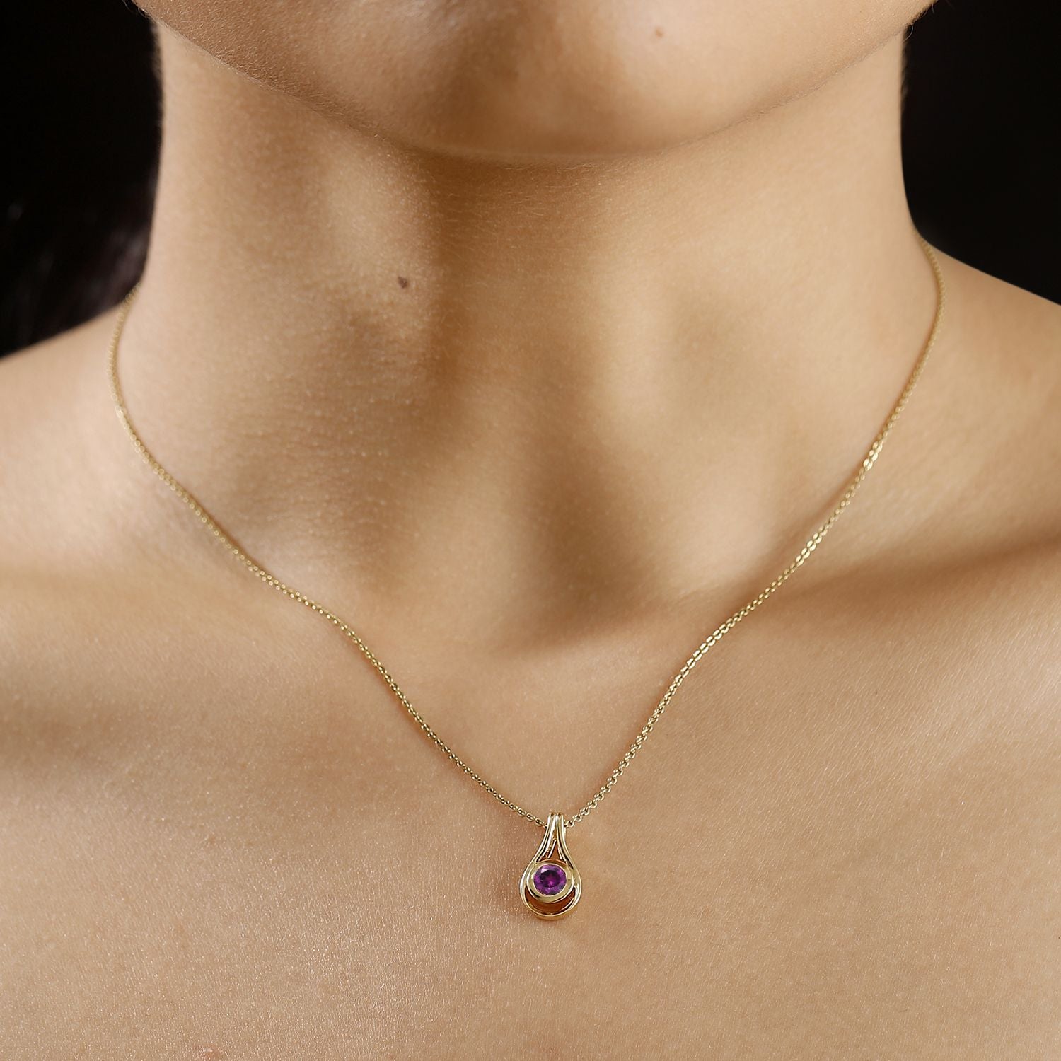 AAA Radiant Ember Garnet Anhänger 925 Silber vergoldet ca. 0,39 ct.