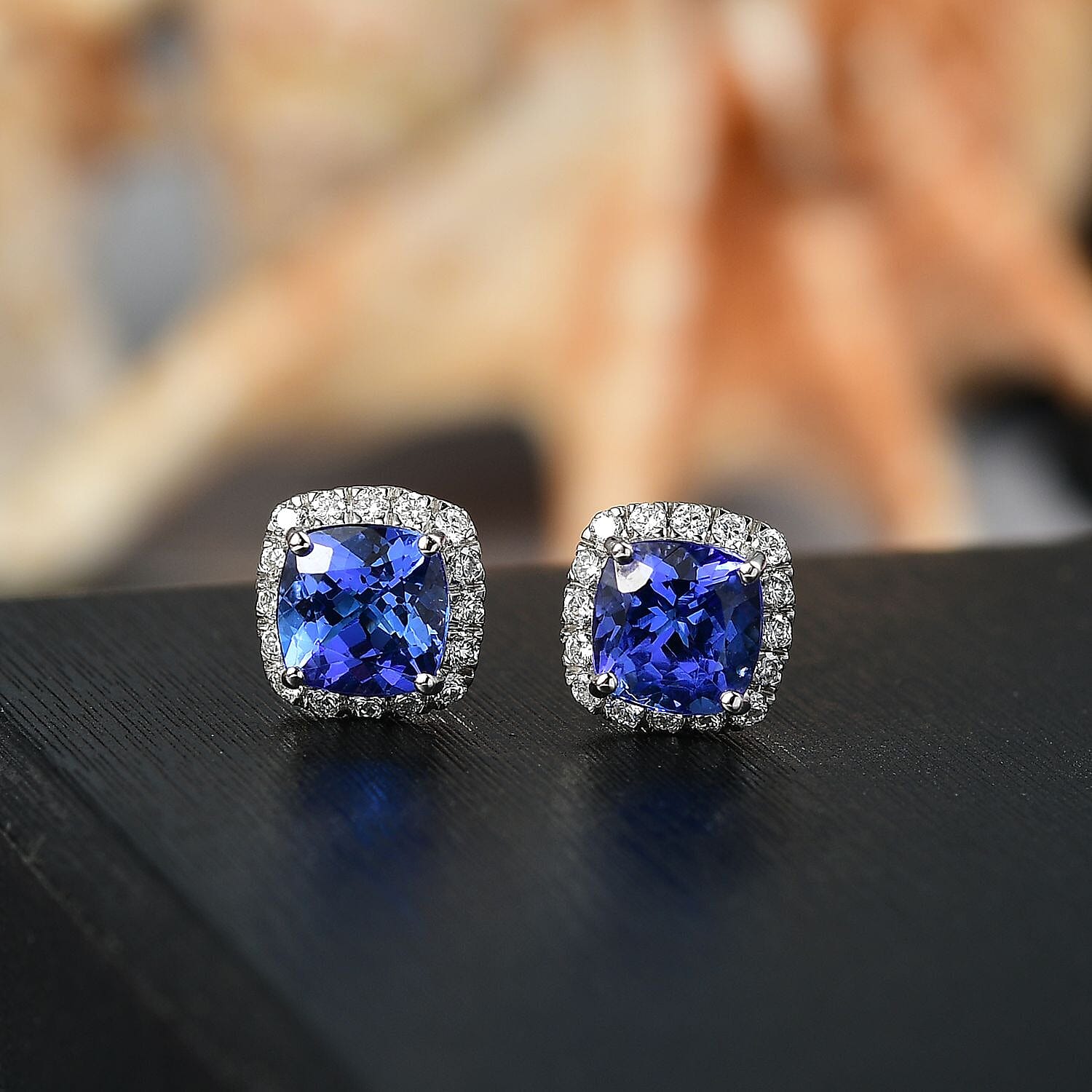 Rhapsody AAAA Tansanit, Weißer Diamant AGI zertifiziert Ohrringe 950 Platin ca. 2.42 ct