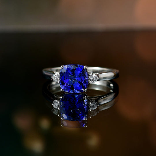 Rhapsody AAAA Tansanit, Weißer Diamant AGI zertifiziert Ring 950 Platin (Größe 17.00) ca. 2.69 ct