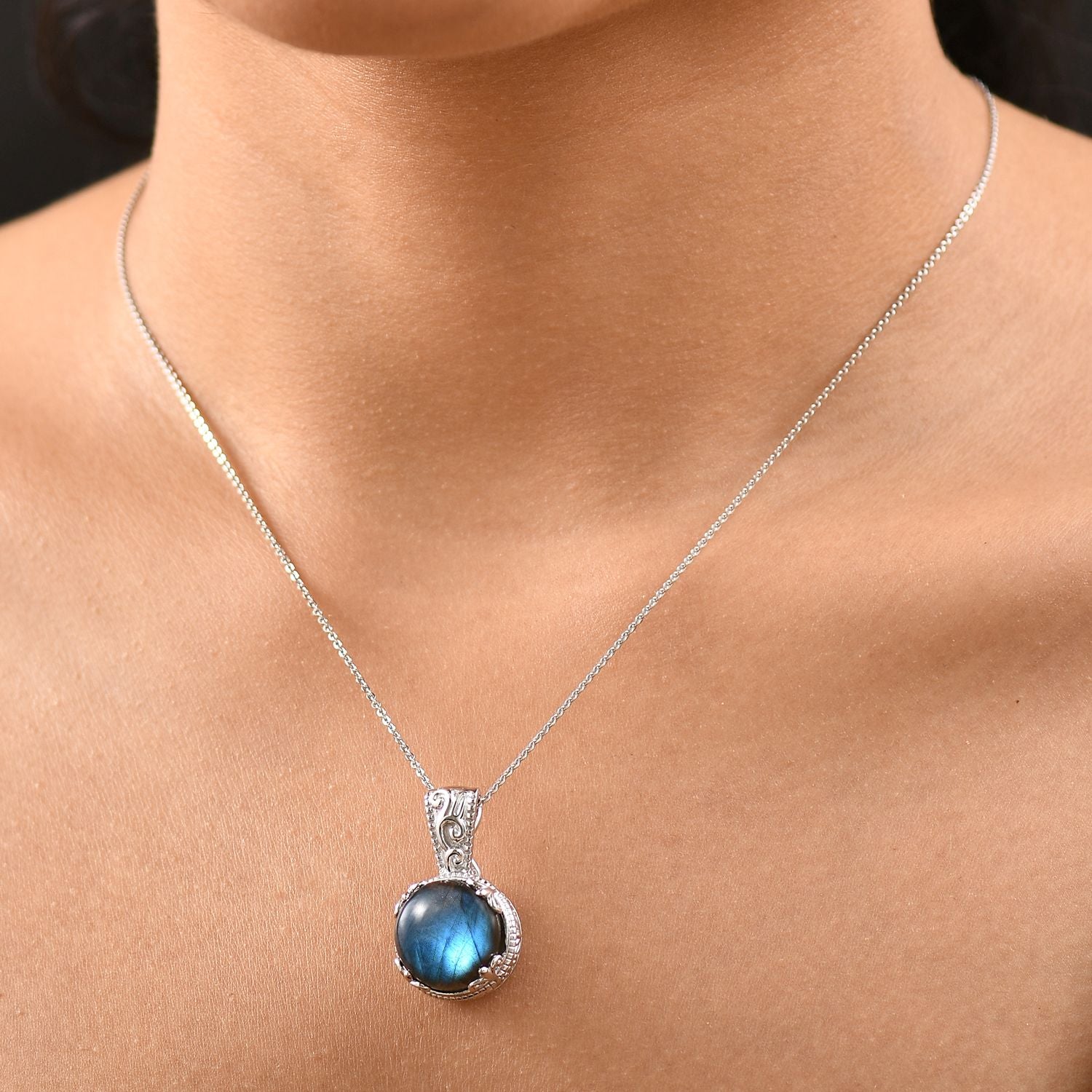AAA Labradorit Anhänger 925 Silber rhodiniert ca. 10.96 ct