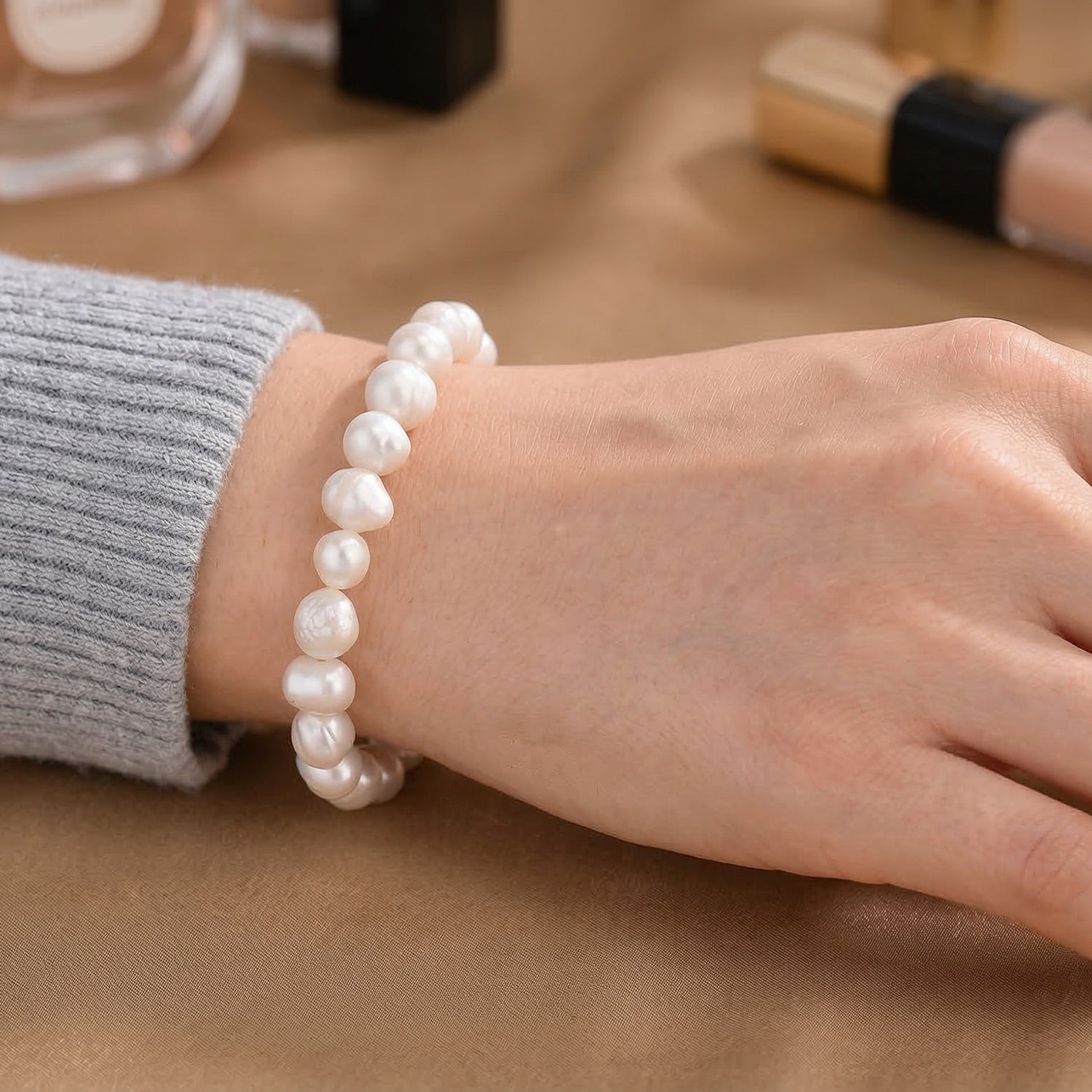 Weißes Süßwasserperle flexibles Armband, 16,5-22,5cm, Legierung