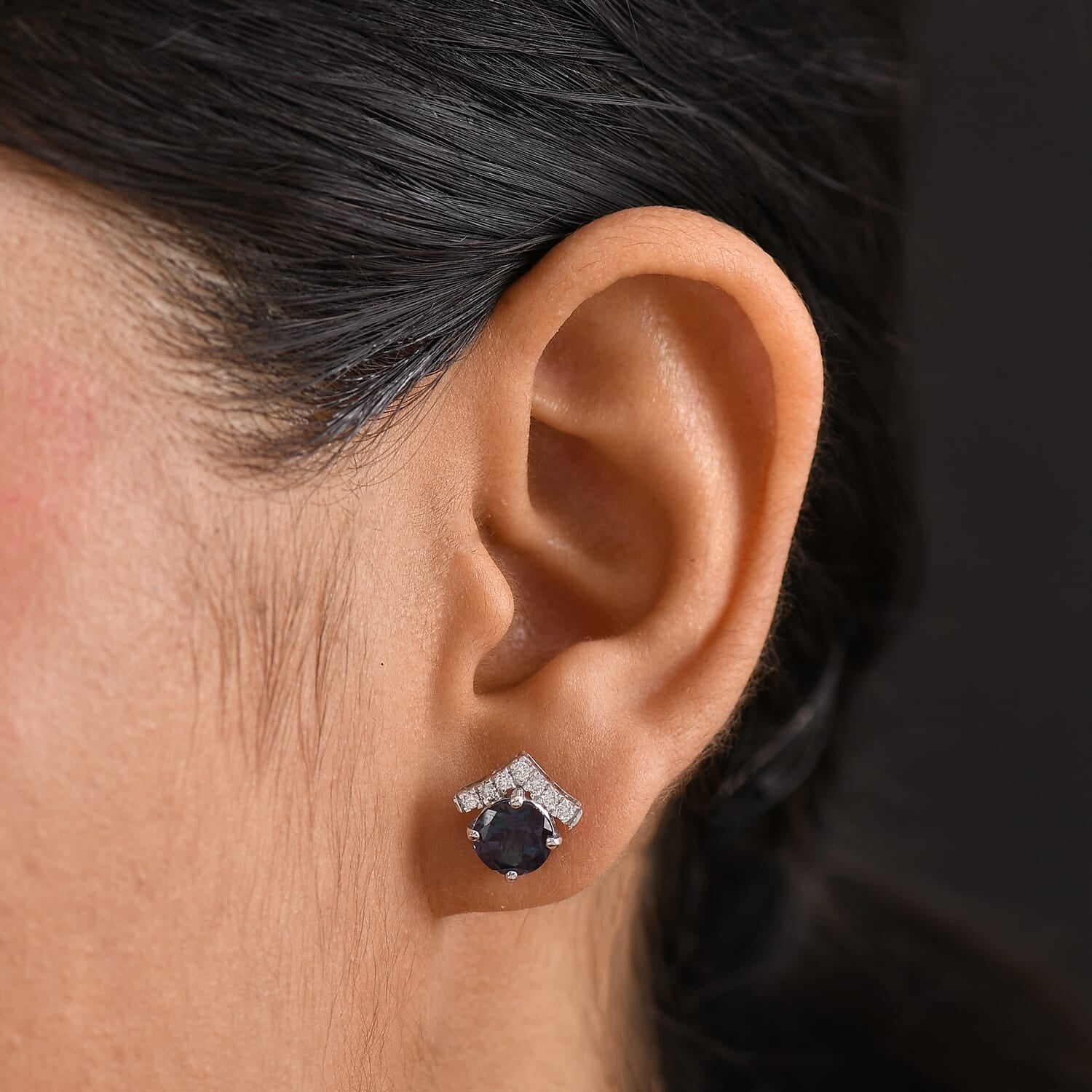 LUXURIANT zertifizierte und geprüfte AAA Labor Alexandrit und SI-GH Labor Diamant Ohrringe in 417 Weißgold - 4,20 ct.