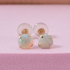 AAA Natürlicher, äthiopischer Welo Opal Ohrringe 375 Gold ca. 0,70 ct.