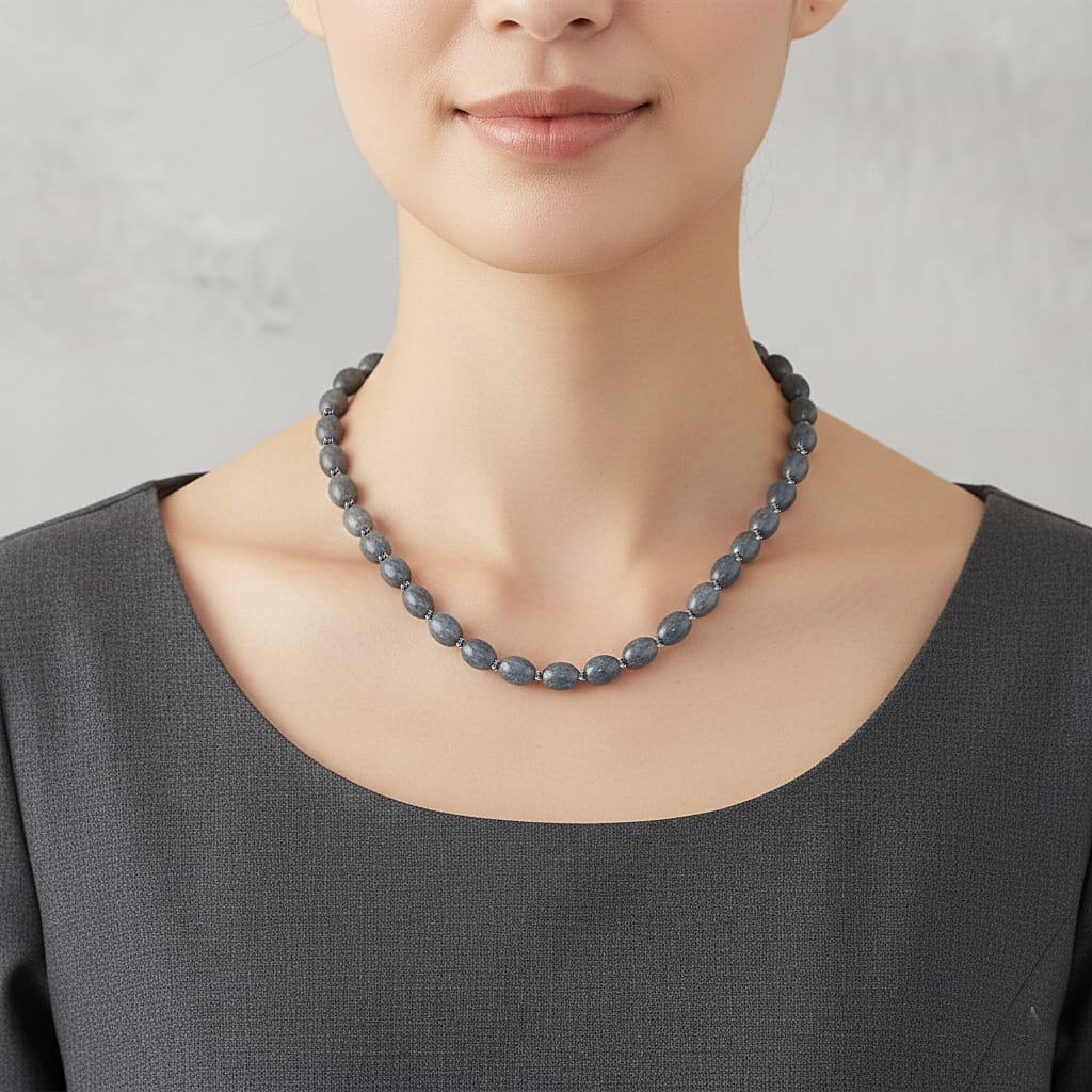 Natürlicher Olmek Jadeit Halskette ca. 50 cm 925 Silber Rhodiniert ca. 350,00 ct.
