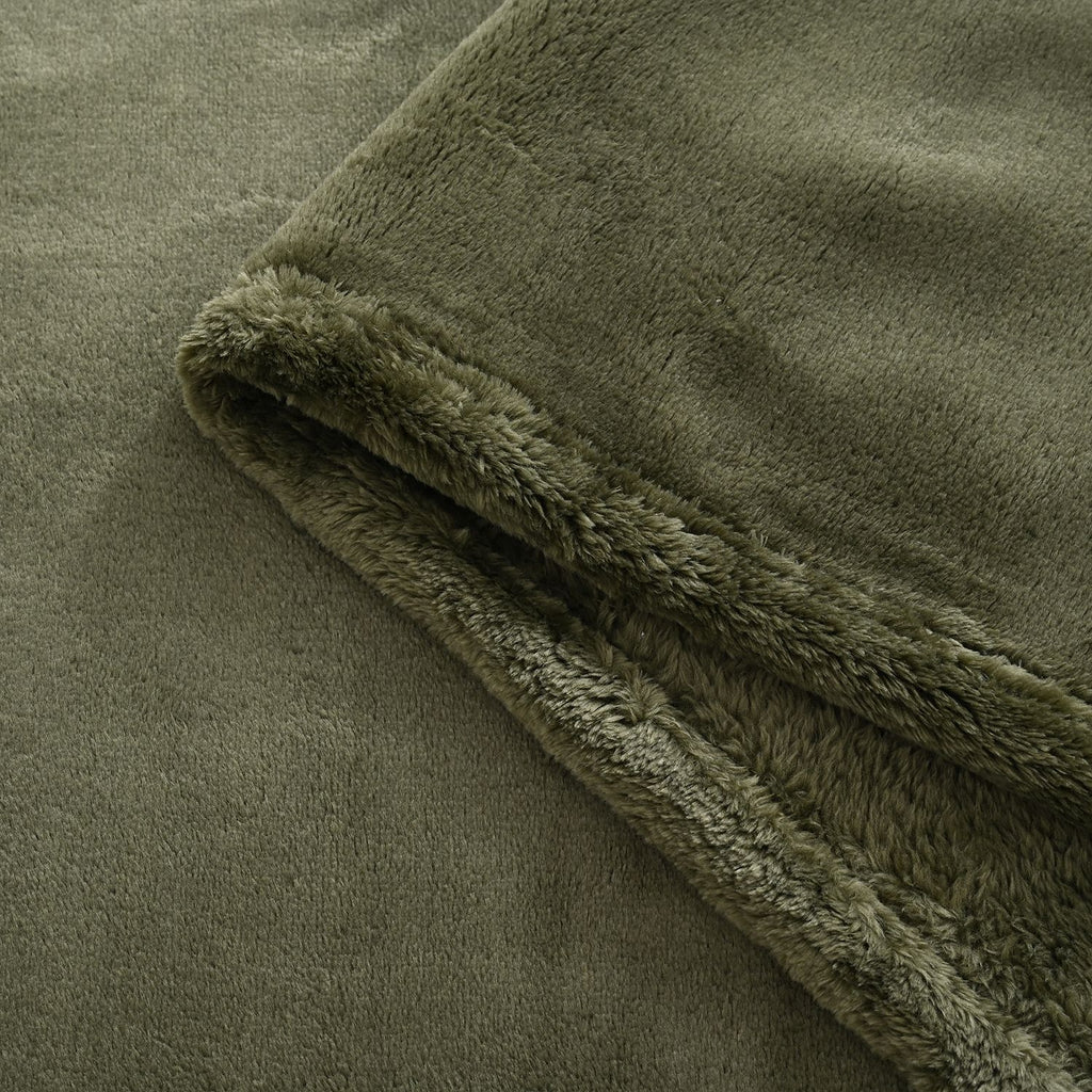 Luxuriöse Mikroflanell-Decke, 550 GSM, Superweich und Kuschelig, 150 x 200 cm, Kupfer
Luxuriöse Mikroflanell-Decke, 550 GSM, Superweich und Kuschelig, 150 x 200 cm, Salbeigrün